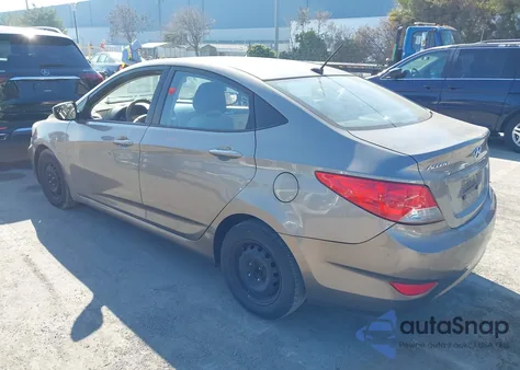 2014 Hyundai Accent Gls z USA, uszkodzony, nr VIN KMHCT4AE2EU651583